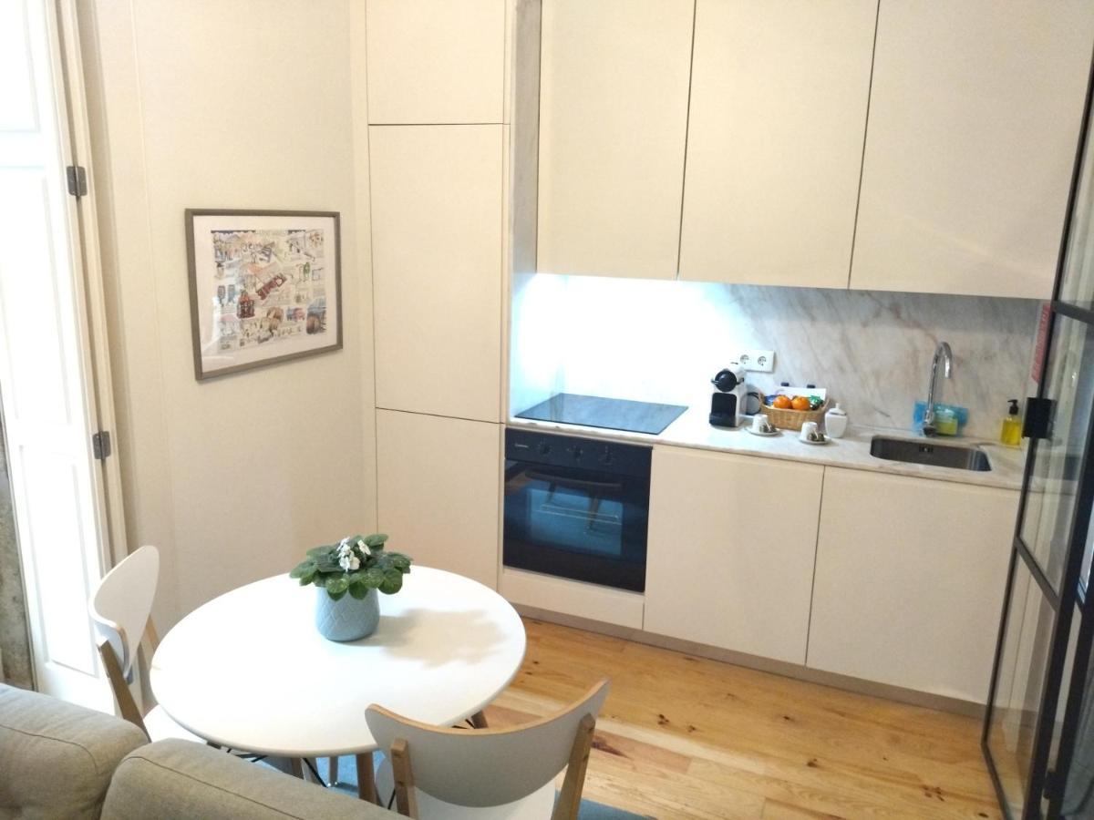 Santa Catarina Patio Apartment - With Washer Machine 포르투 외부 사진