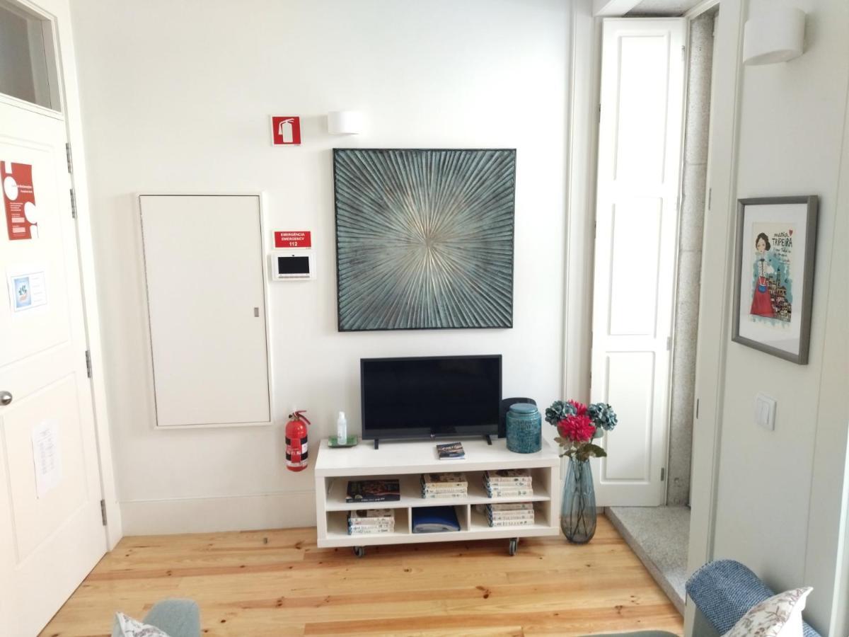 Santa Catarina Patio Apartment - With Washer Machine 포르투 외부 사진