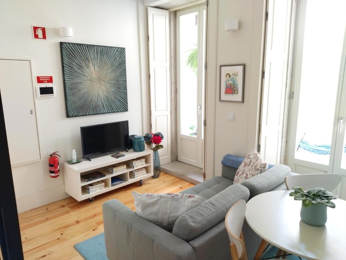 Santa Catarina Patio Apartment - With Washer Machine 포르투 외부 사진