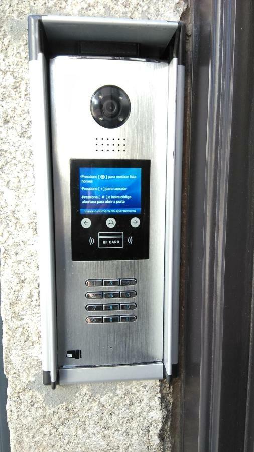Santa Catarina Patio Apartment - With Washer Machine 포르투 외부 사진
