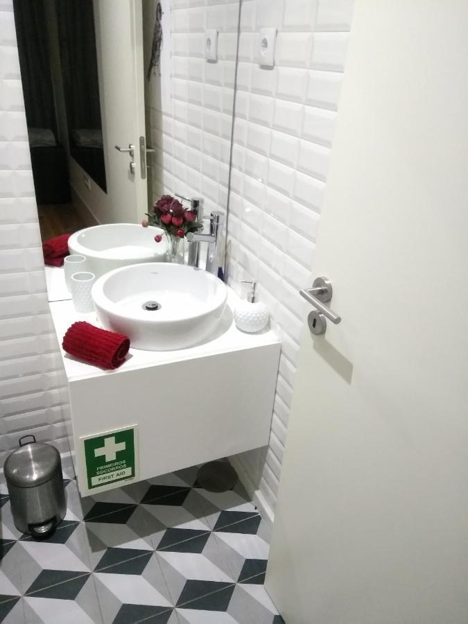 Santa Catarina Patio Apartment - With Washer Machine 포르투 외부 사진